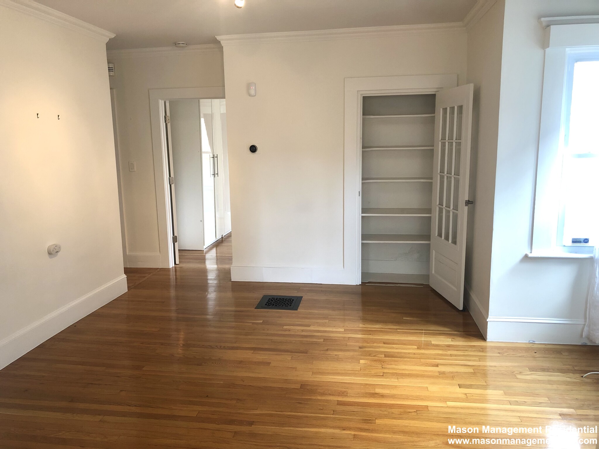 34 Everett Ave, East Somerville