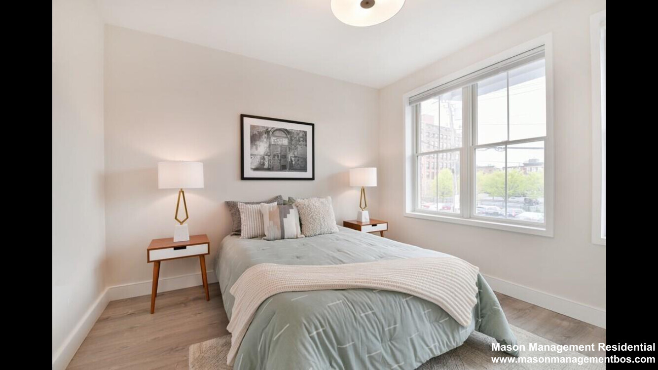 70 Bremen St, East Boston