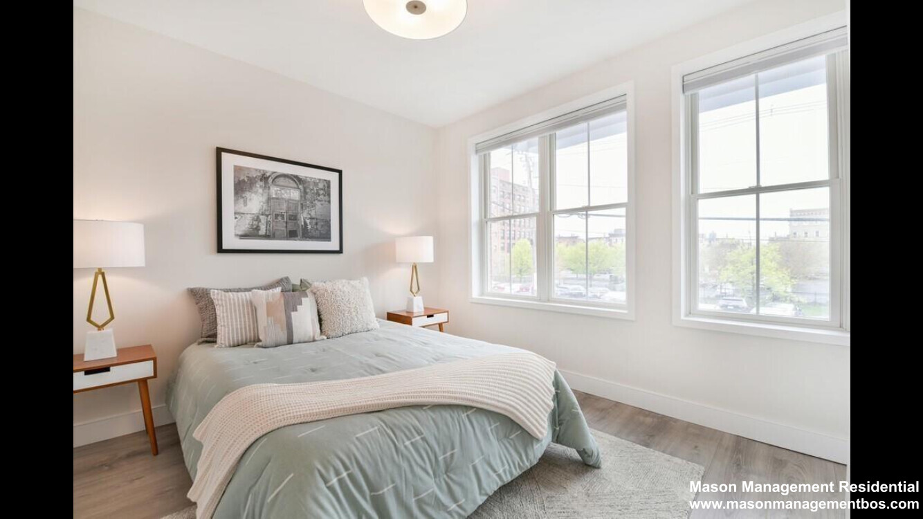 70 Bremen St, East Boston