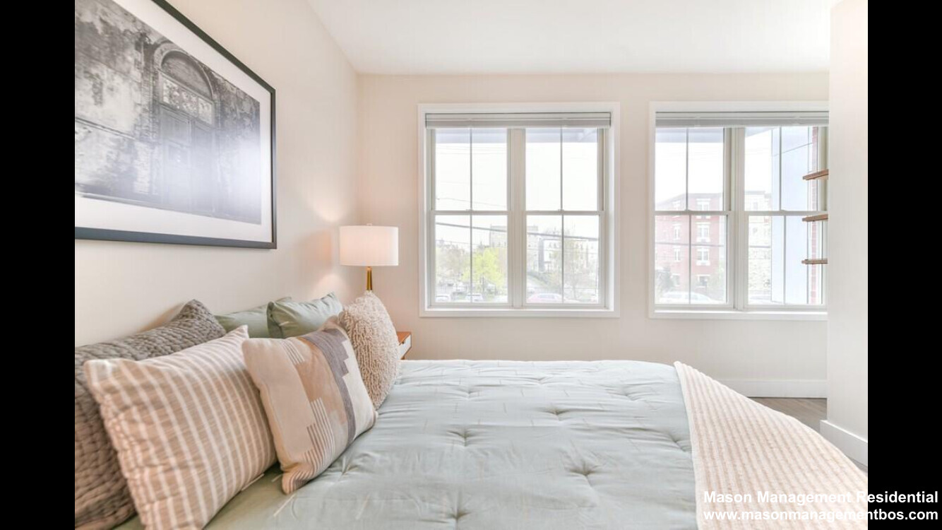 70 Bremen St, East Boston