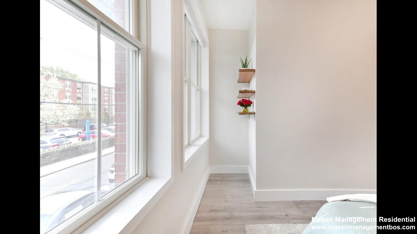 70 Bremen St, East Boston