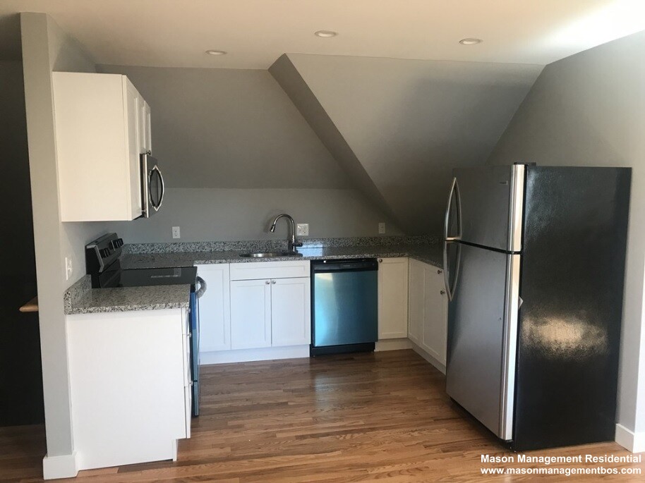 Photos of apartment on Moody St.,Waltham MA 02453