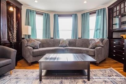 28 30 Clay St, Porter Square