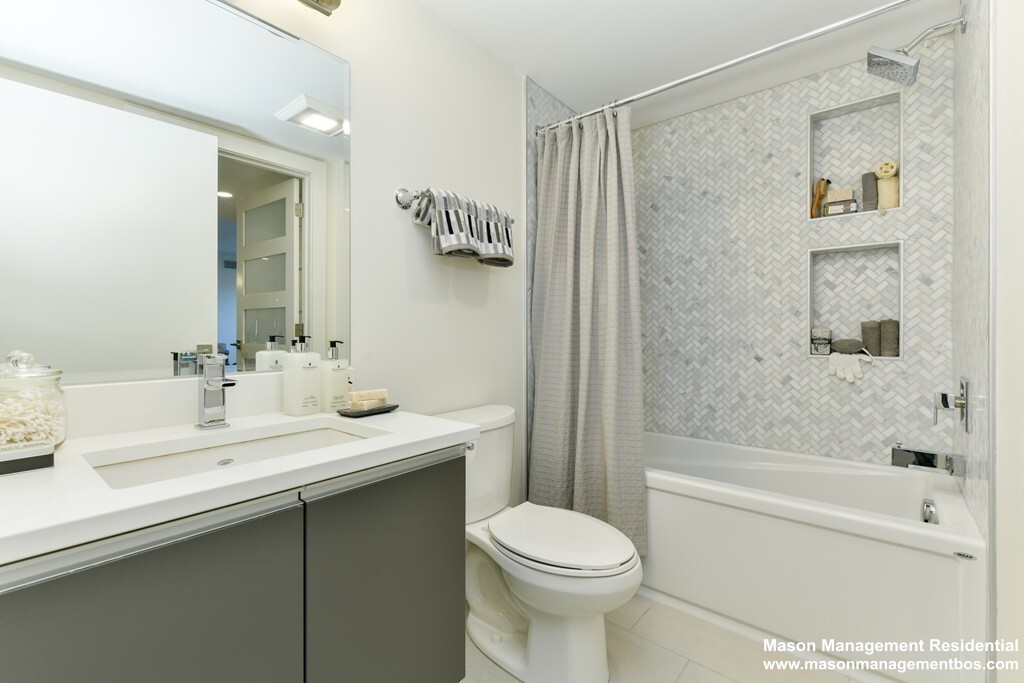 85 Willow Ct, Dorchester