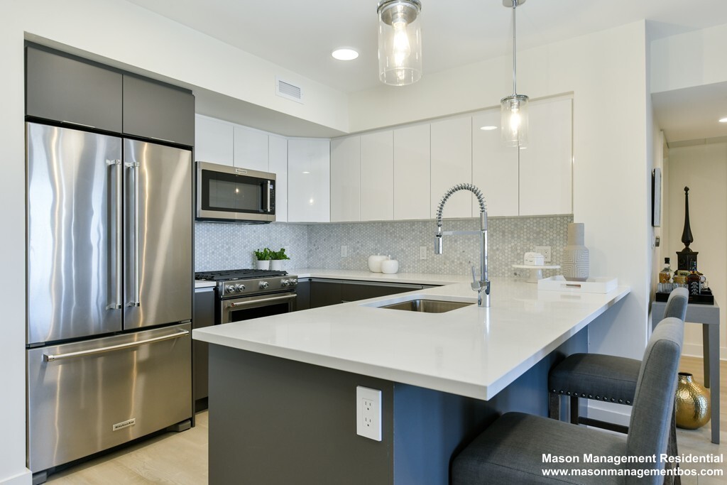 85 Willow Ct, Dorchester