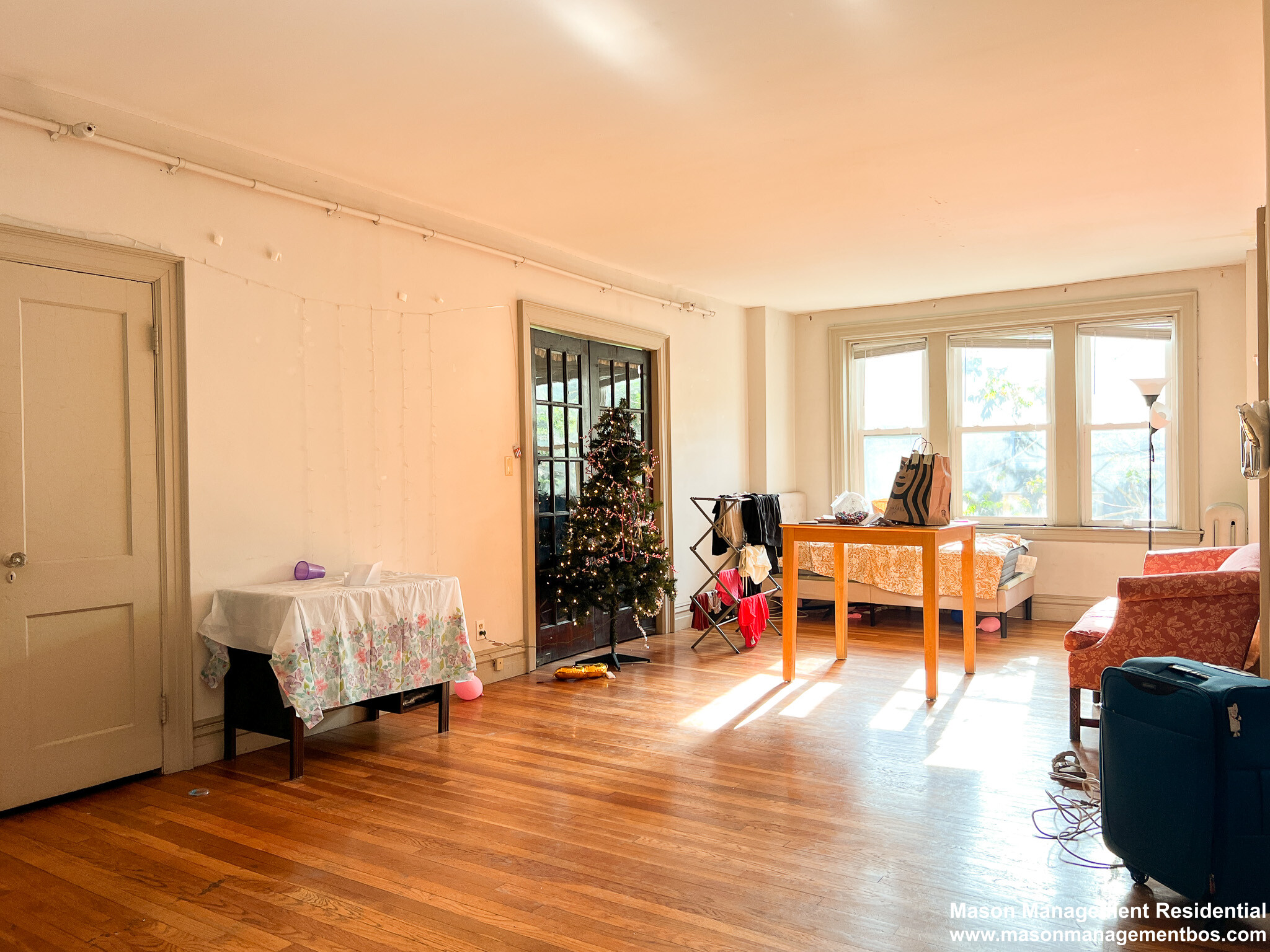 317 Saint Paul St, Longwood