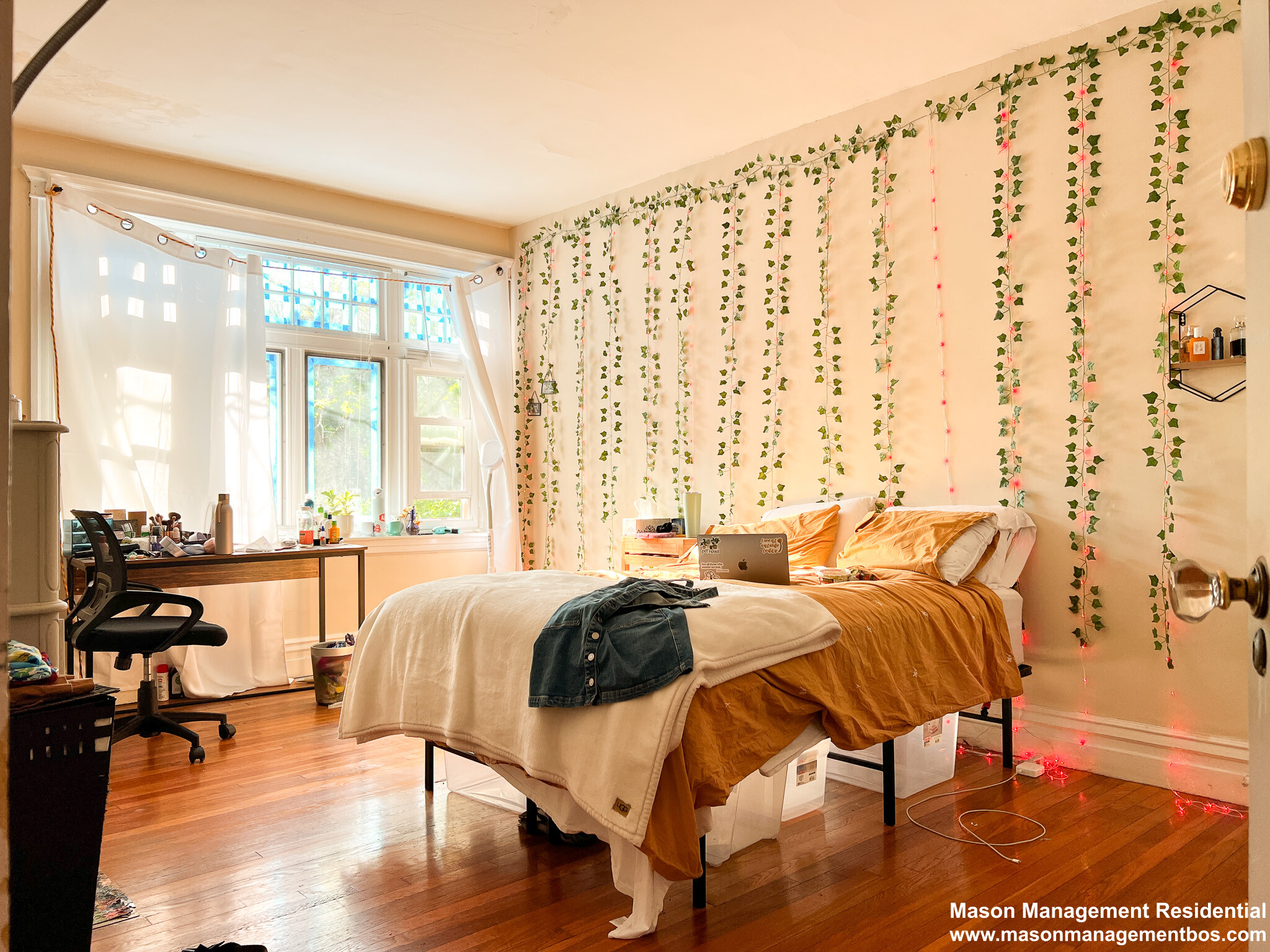 317 Saint Paul St, Longwood