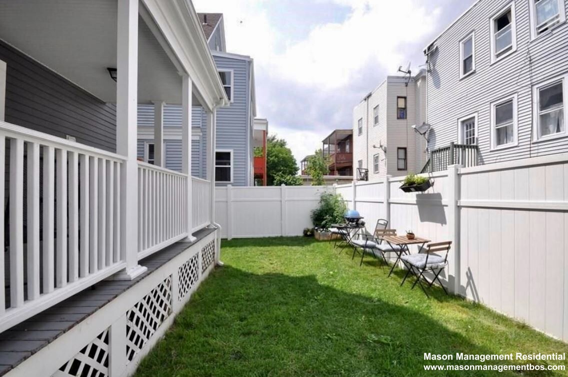 84 Chester Ave, Chelsea