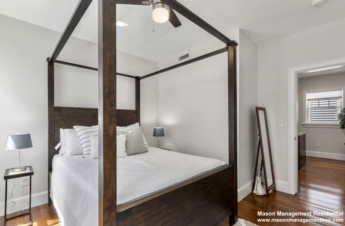 84 Chester Ave, Chelsea