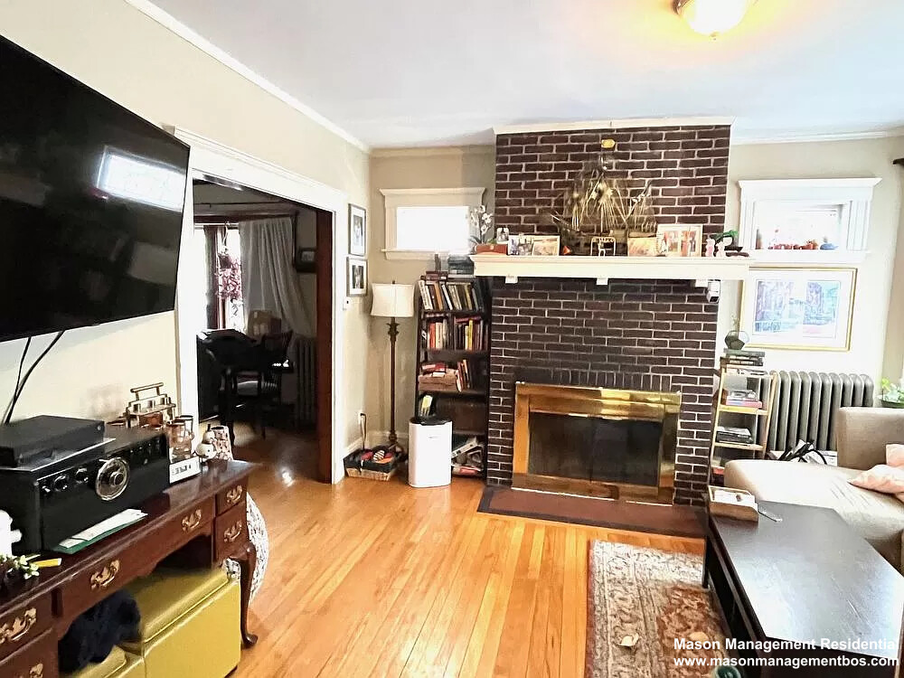 346 348 Belmont St, Bemis