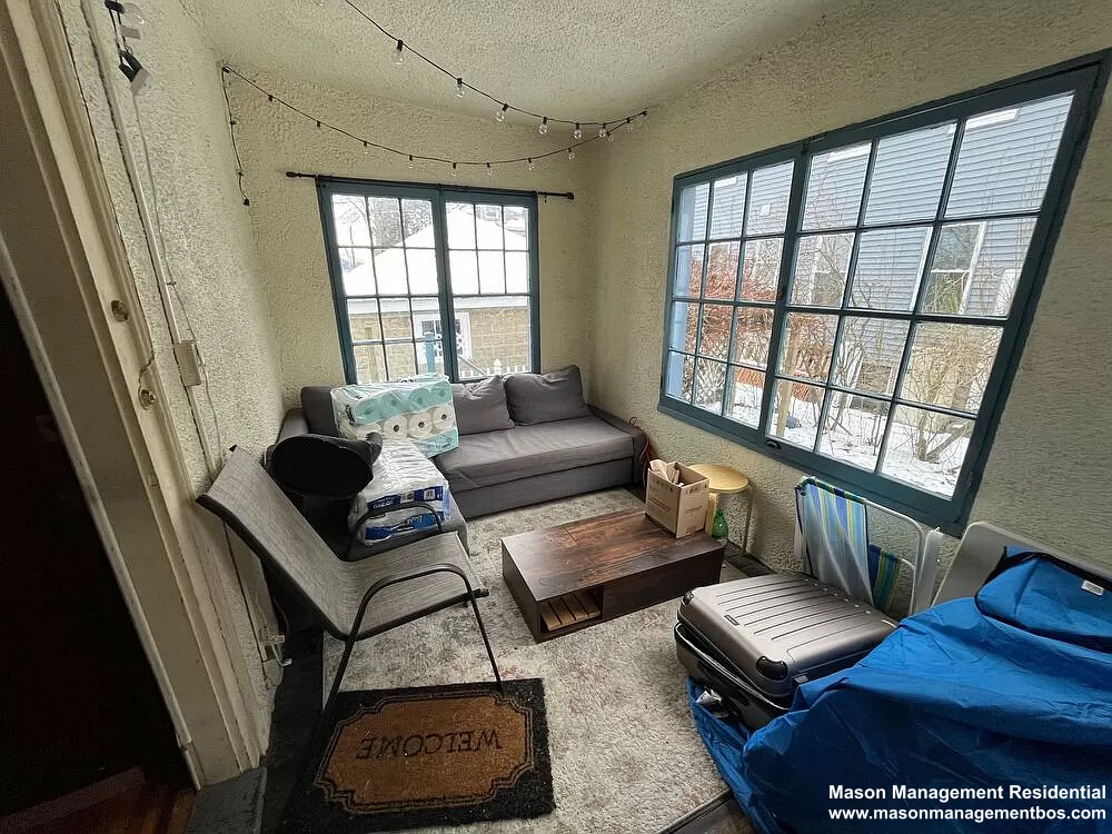 346 348 Belmont St, Bemis