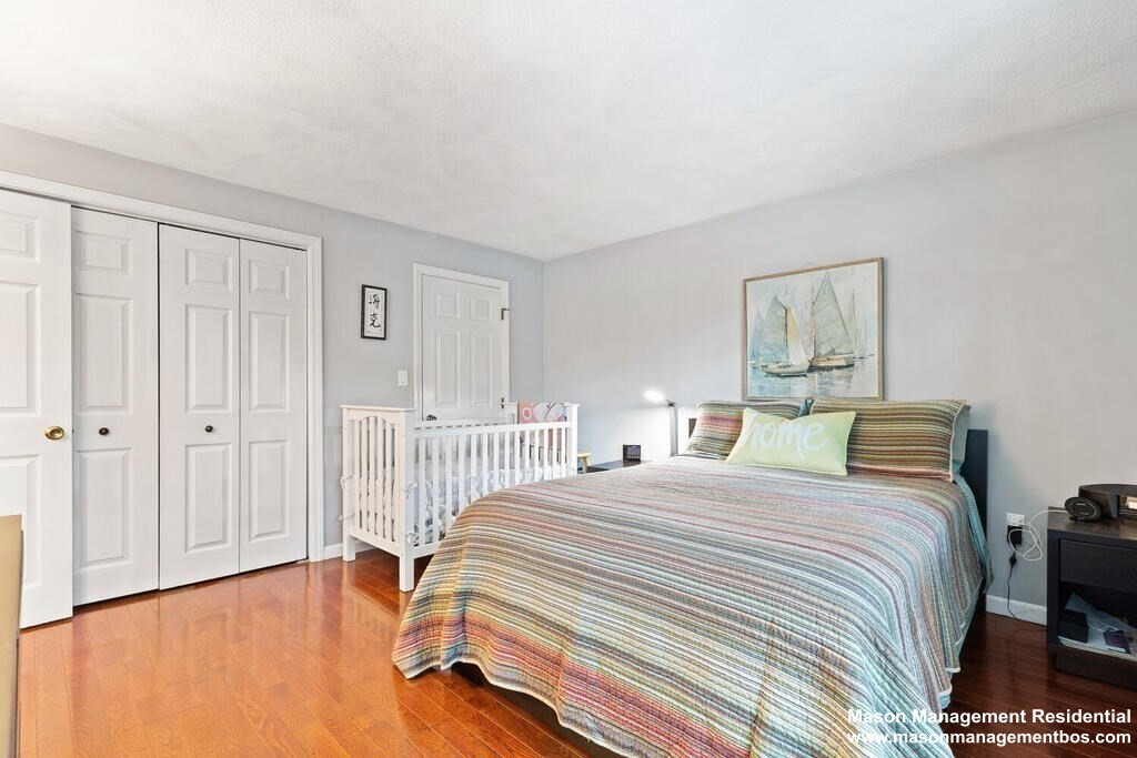 13 Circuit Ln, Watertown