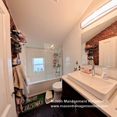 Photos of apartment on Davis Ave.,Brookline MA 02445