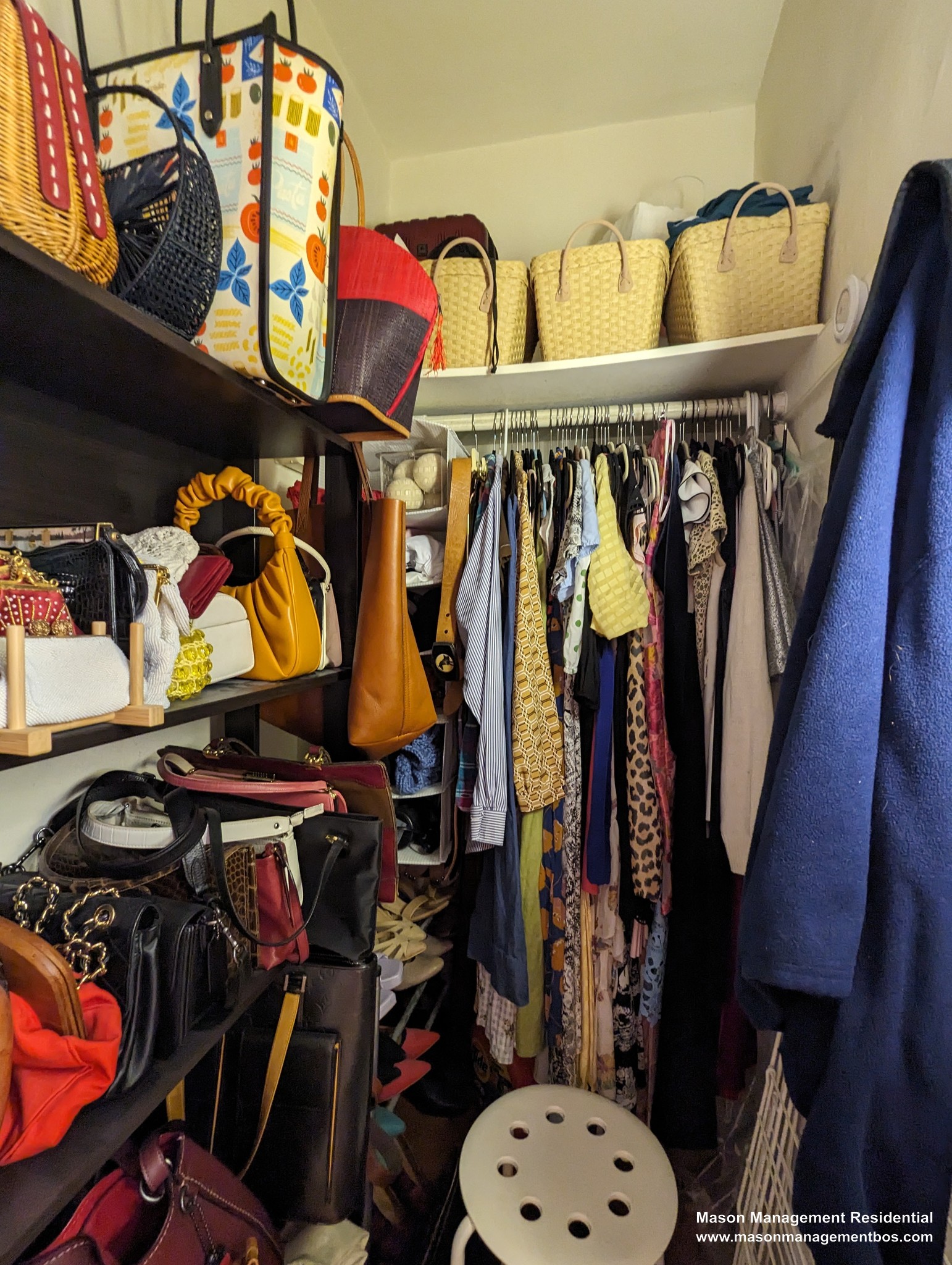 Photos of apartment on Massachusetts Ave.,Cambridge MA 02139