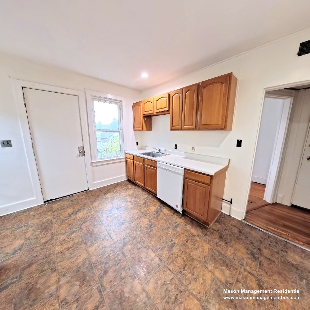 Photos of apartment on Francis St.,Brookline MA 02446