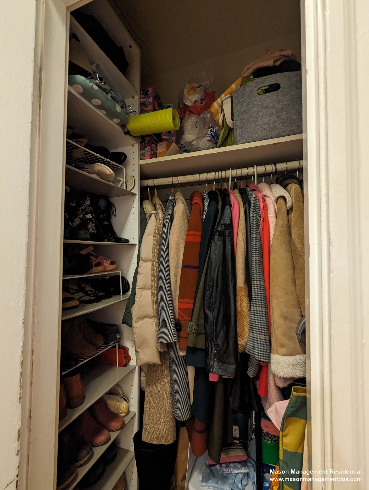 Photos of apartment on Massachusetts Ave.,Cambridge MA 02139