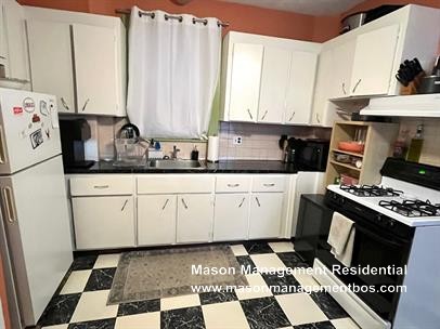 Photos of apartment on Phillips St.,Boston MA 02114