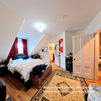 Photos of apartment on Davis Ave.,Brookline MA 02445