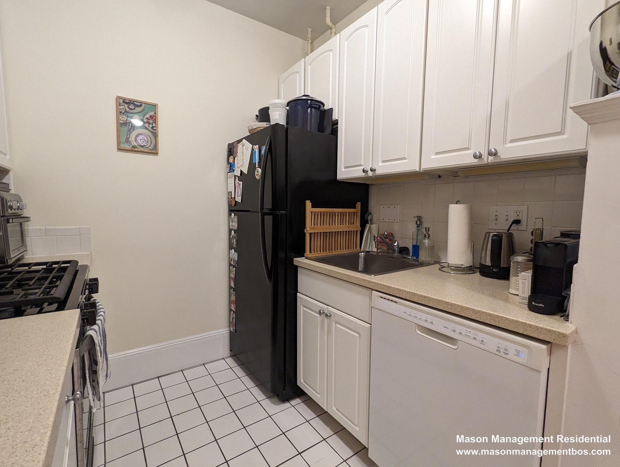 Photos of apartment on Massachusetts Ave.,Cambridge MA 02139