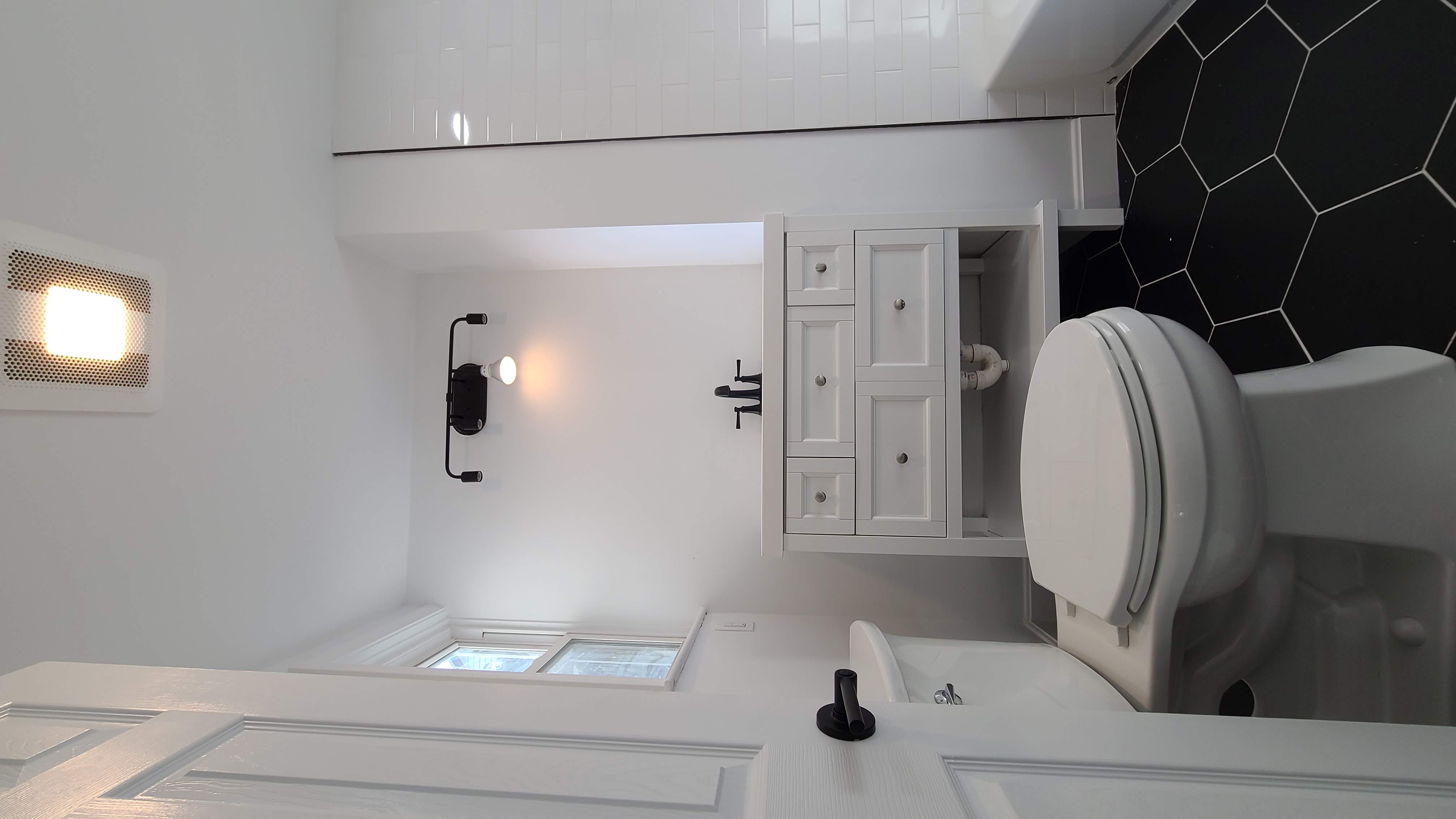 3 bed, 3 bath apartment for rent at 16 Lyons St Unit 1, Watertown — photo 6 of 18