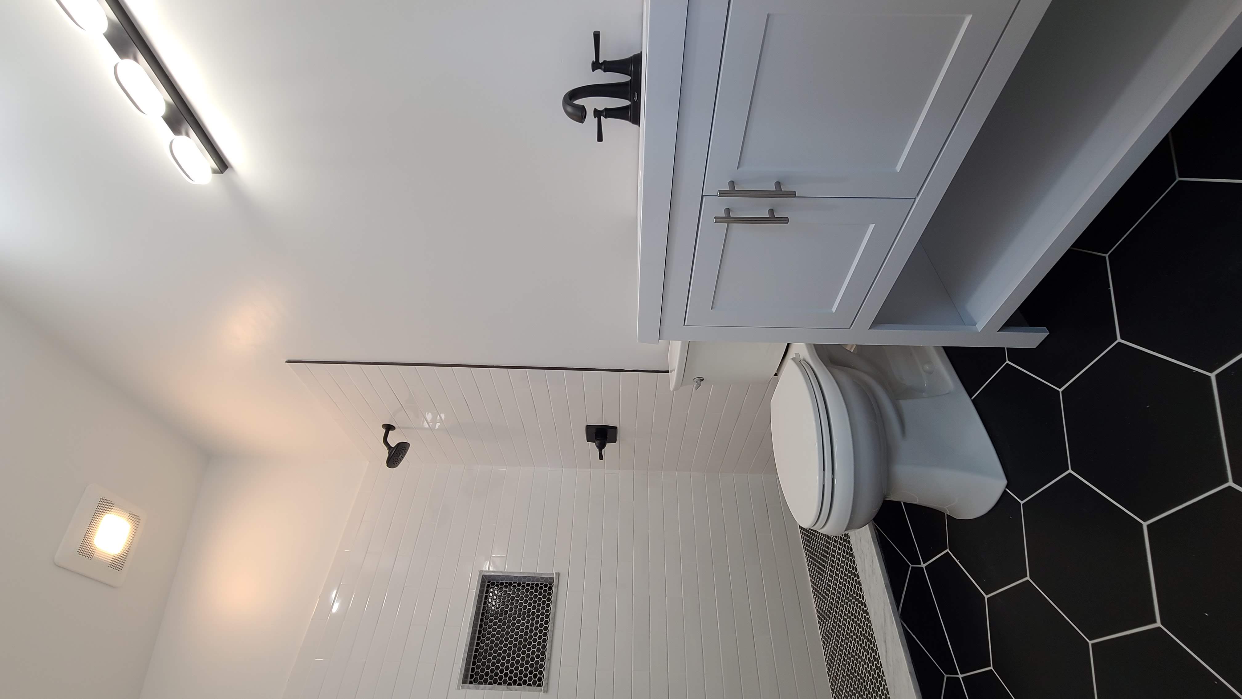 3 bed, 3 bath apartment for rent at 16 Lyons St Unit 1, Watertown — photo 13 of 18