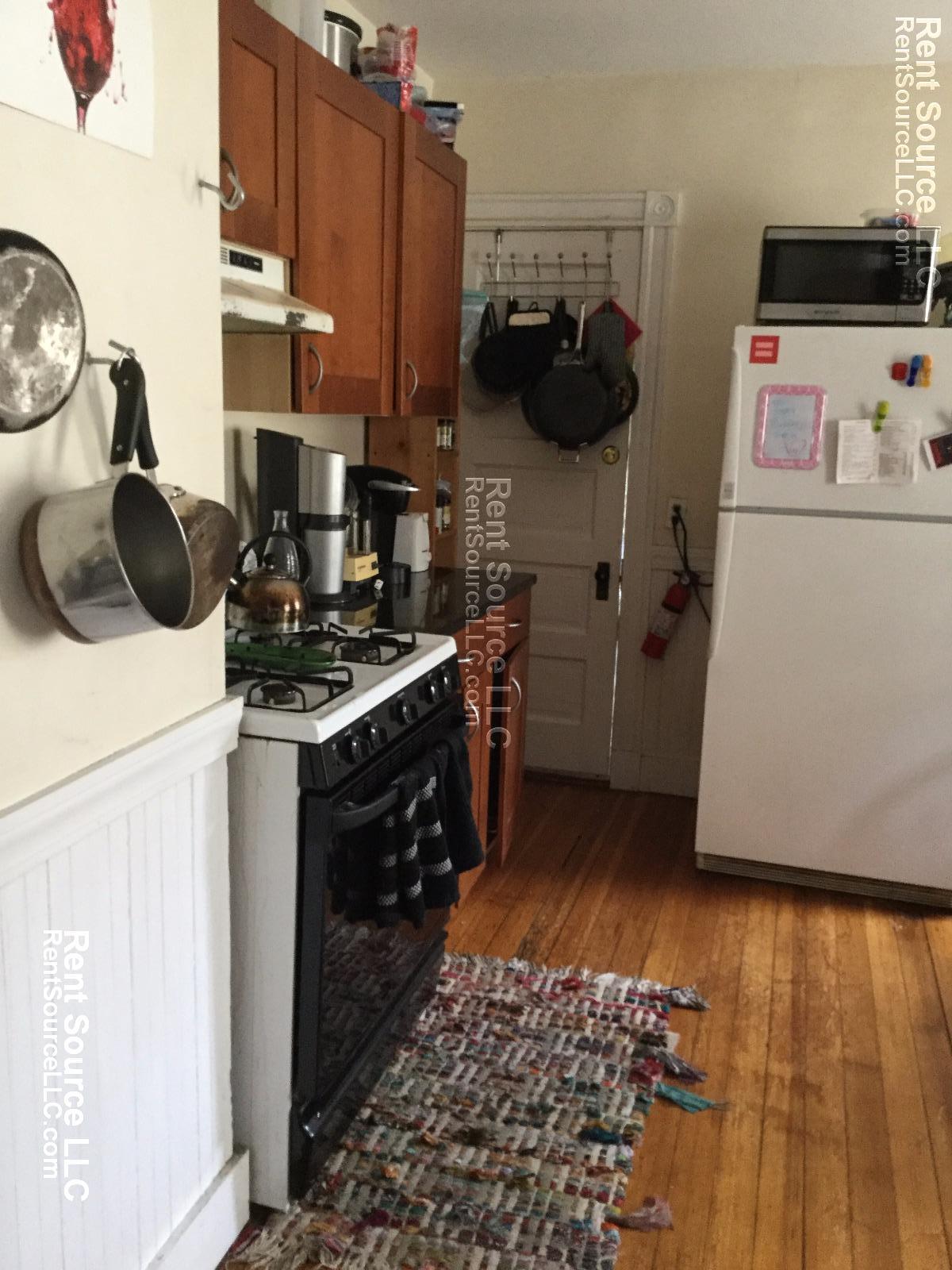 4 bed, 2 bath apartment for rent at 63 Simpson Ave Unit 2, Somerville — photo 5 of 16