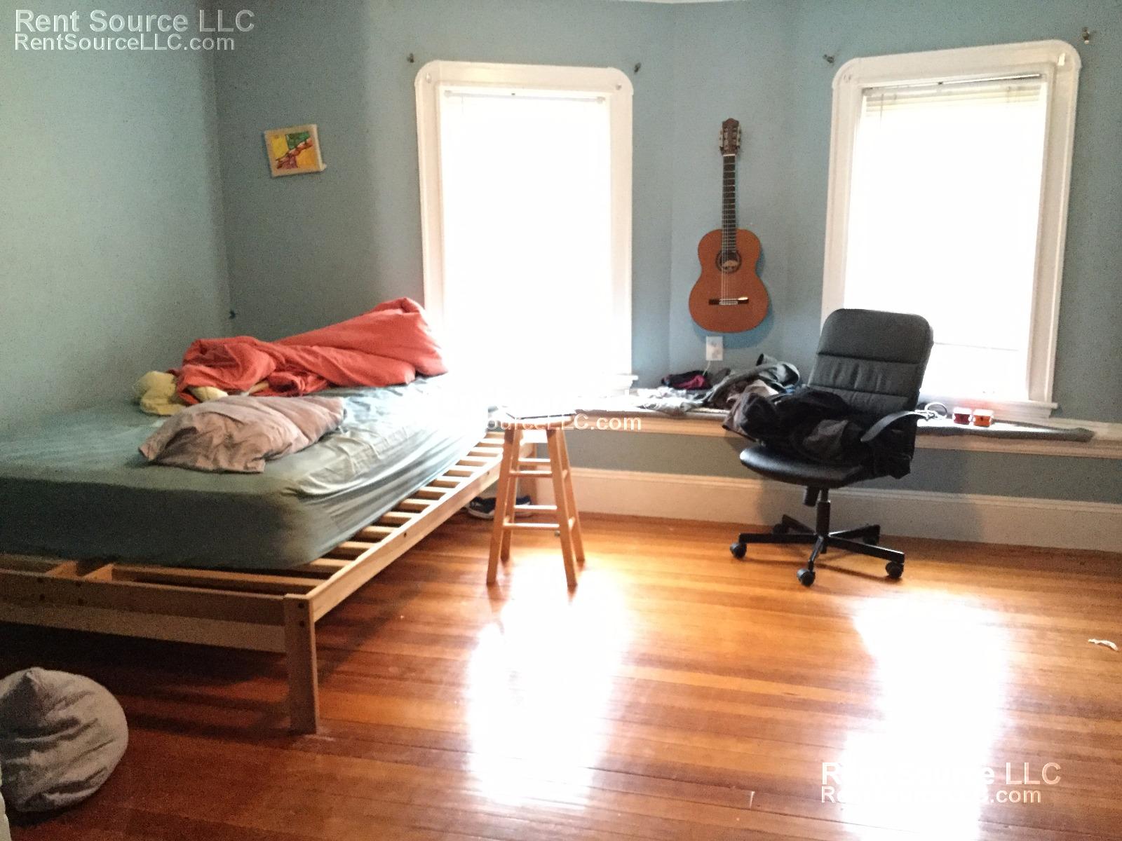 4 bed, 2 bath apartment for rent at 63 Simpson Ave Unit 2, Somerville — photo 6 of 16