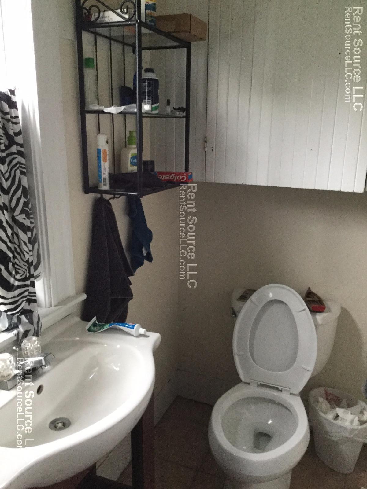4 bed, 2 bath apartment for rent at 63 Simpson Ave Unit 2, Somerville — photo 16 of 16
