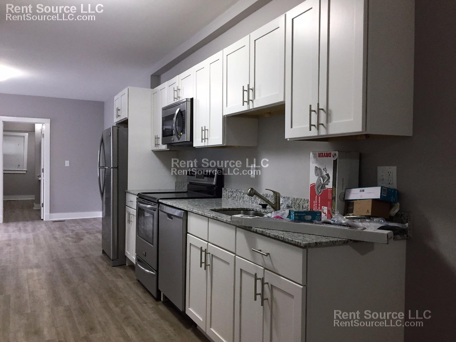 3 bed, 1.5 bath apartment for rent at 40 Crescent St Unit 1, East Somerville — photo 1 of 12