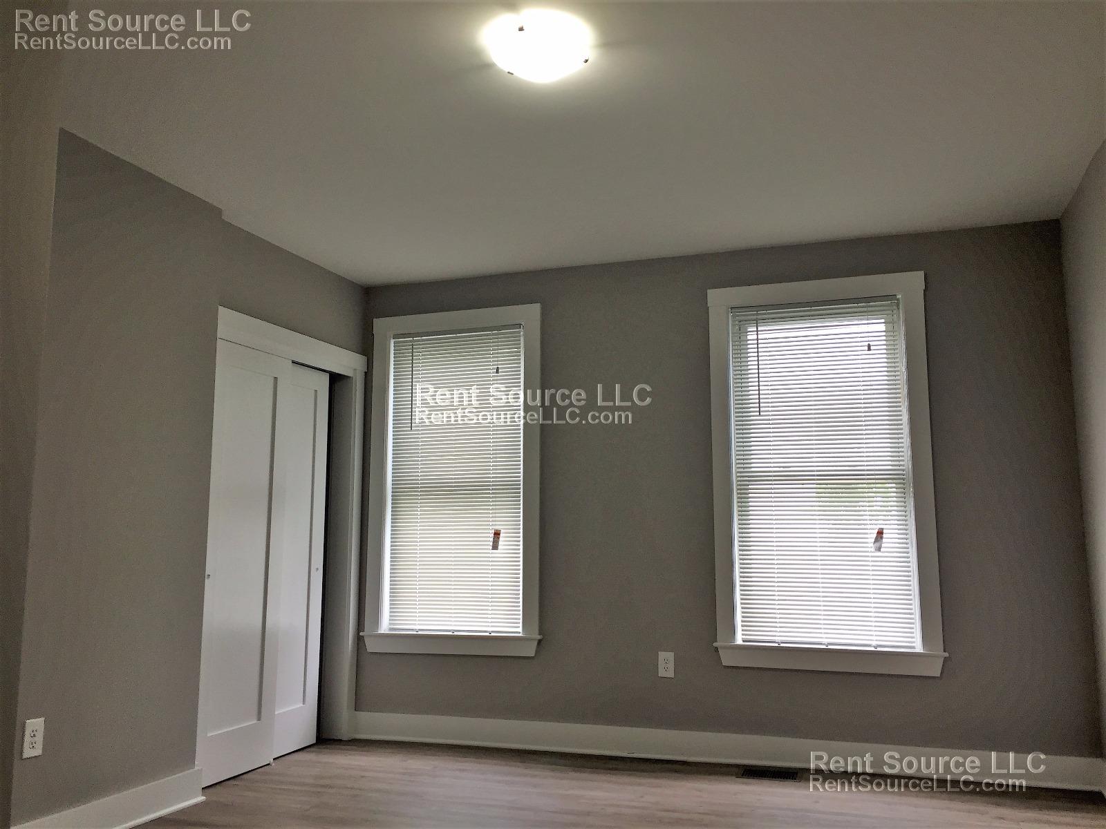 3 bed, 1.5 bath apartment for rent at 40 Crescent St Unit 1, East Somerville — photo 4 of 12