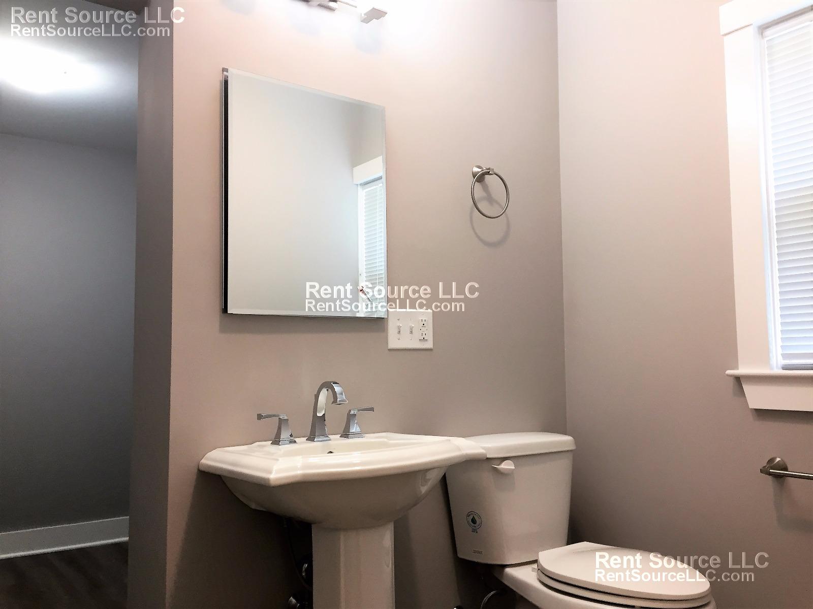 3 bed, 1.5 bath apartment for rent at 40 Crescent St Unit 1, East Somerville — photo 11 of 12