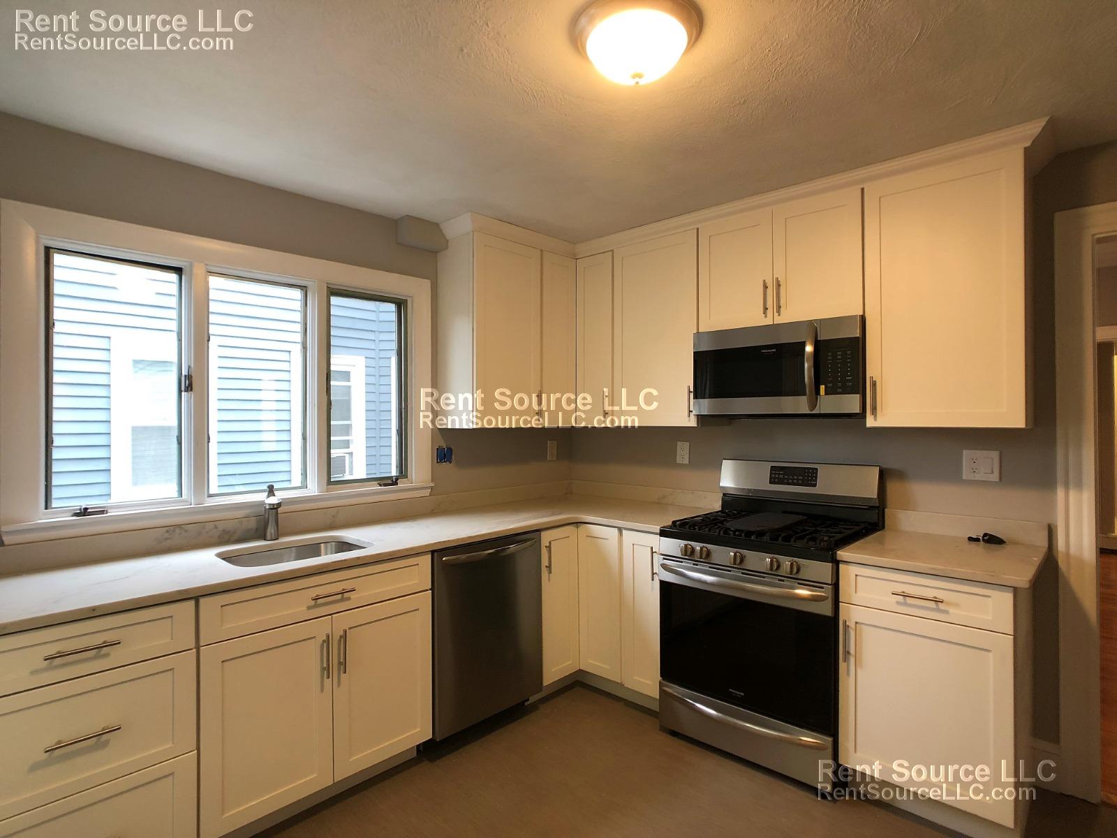4 bed, 2 bath apartment for rent at 24 Belknap St Unit 2, Teele Square — photo 1 of 16