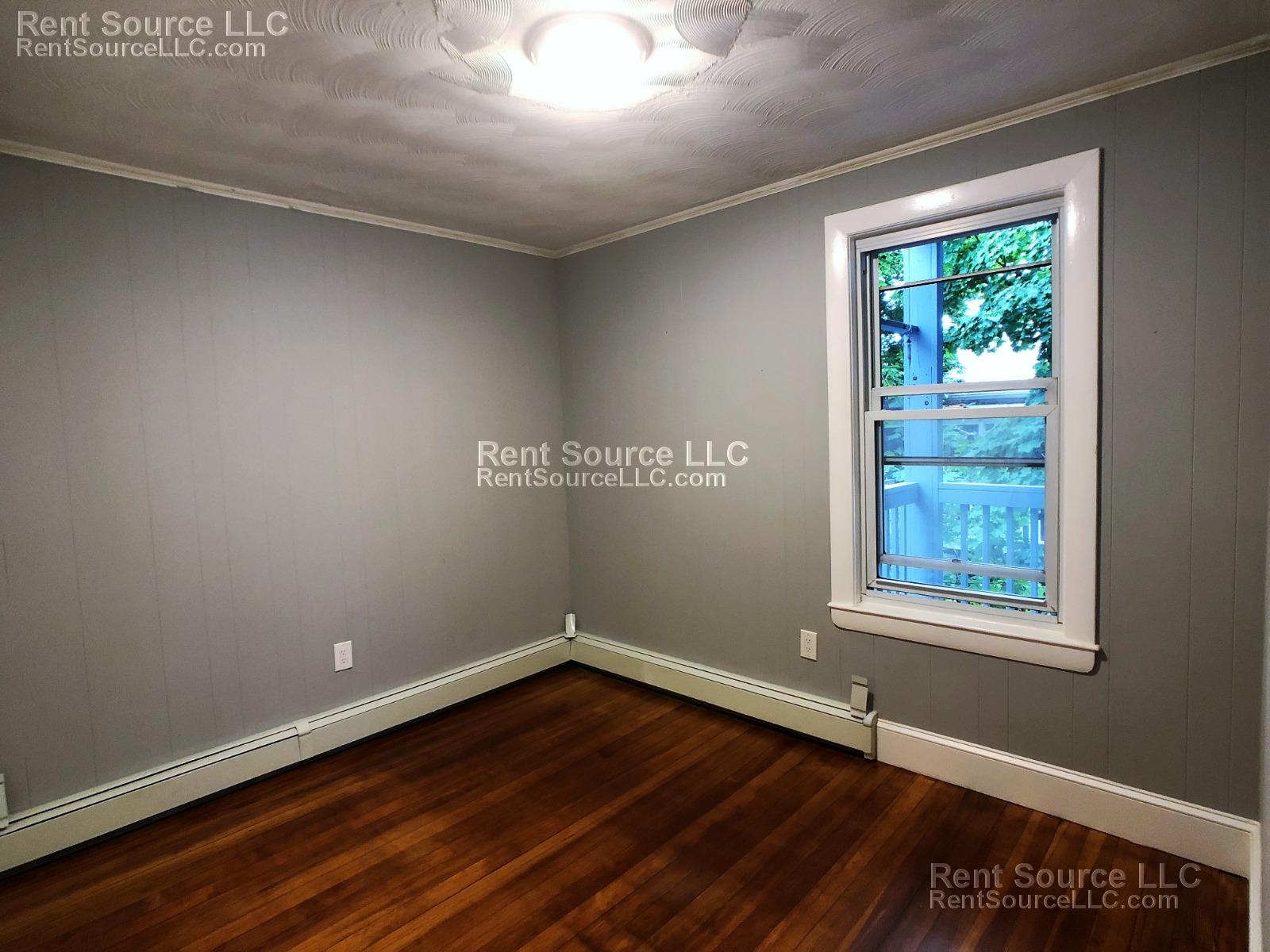 4 bed, 2 bath apartment for rent at 24 Belknap St Unit 2, Teele Square — photo 14 of 16