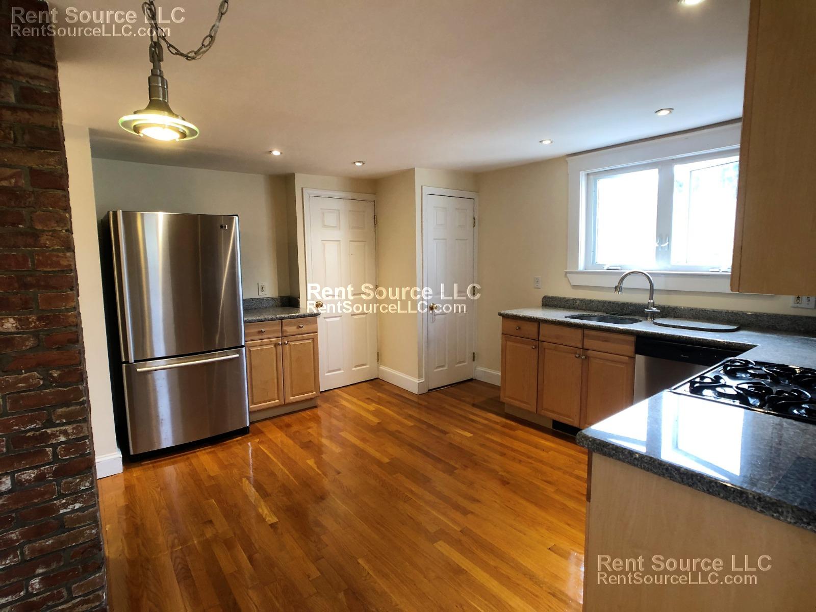 3 bed, 1 bath apartment for rent at 11 Clyde St Unit 2, Somerville — photo 2 of 18