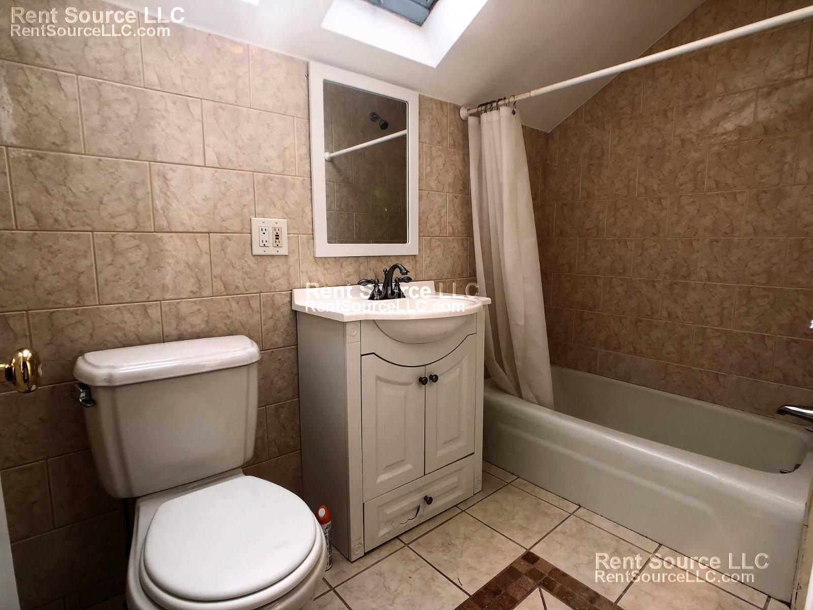 3 bed, 1 bath apartment for rent at 11 Clyde St Unit 2, Somerville — photo 10 of 18