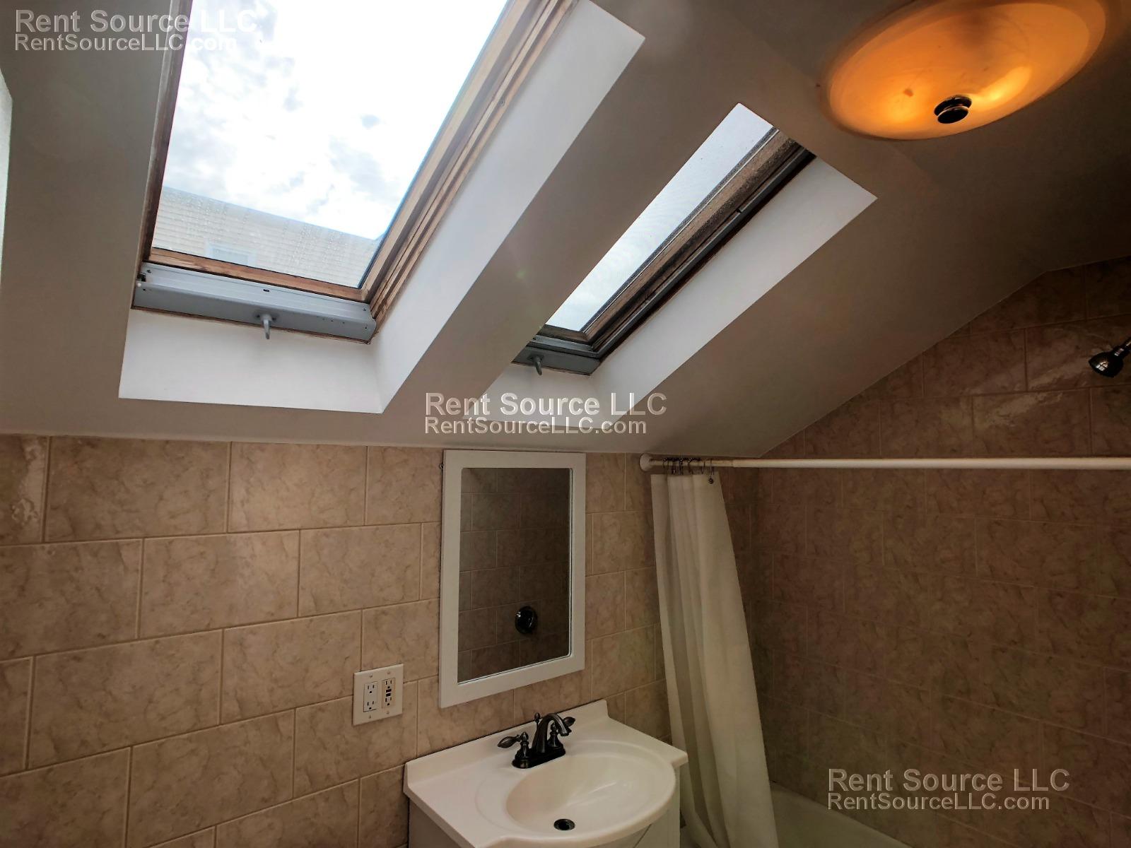 3 bed, 1 bath apartment for rent at 11 Clyde St Unit 2, Somerville — photo 9 of 18