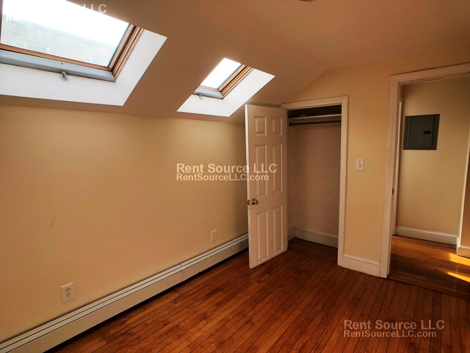3 bed, 1 bath apartment for rent at 11 Clyde St Unit 2, Somerville — photo 12 of 18
