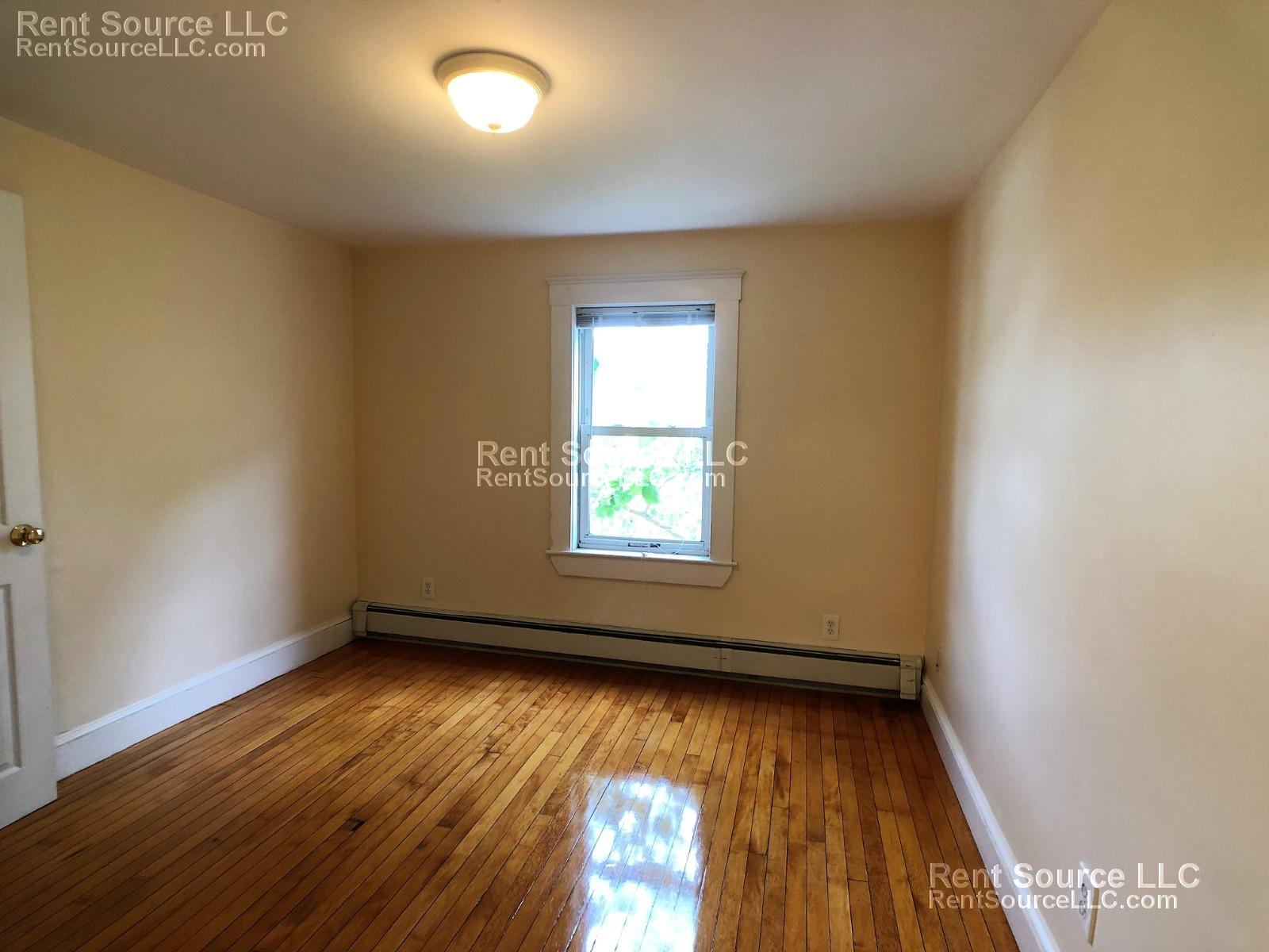 3 bed, 1 bath apartment for rent at 11 Clyde St Unit 2, Somerville — photo 13 of 18