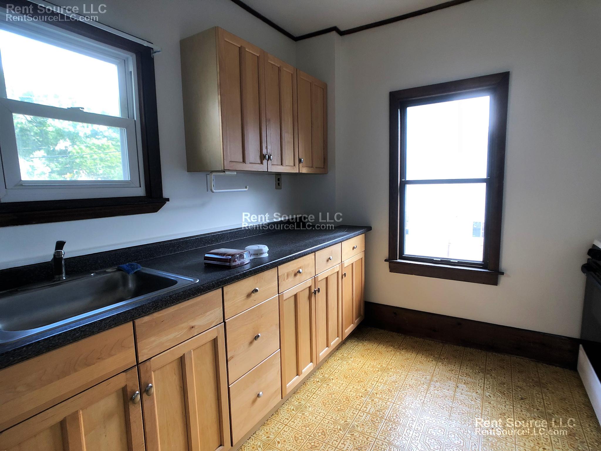 1 bed, 1 bath apartment for rent at 16 Moore St Unit 2, Somerville — photo 7 of 14