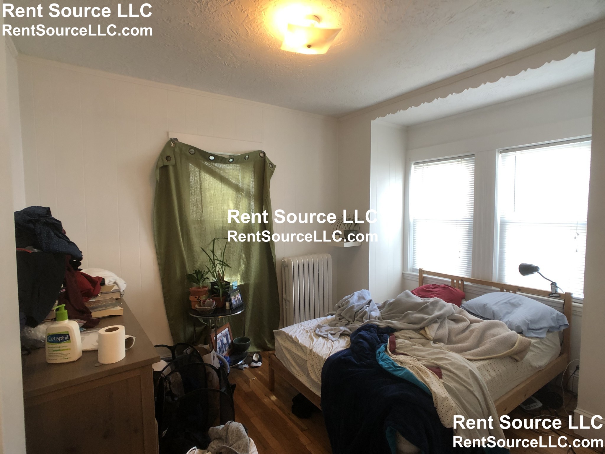1.5 bed, 1 bath apartment for rent at 16 Moore St Unit 1, Davis Square — photo 5 of 12