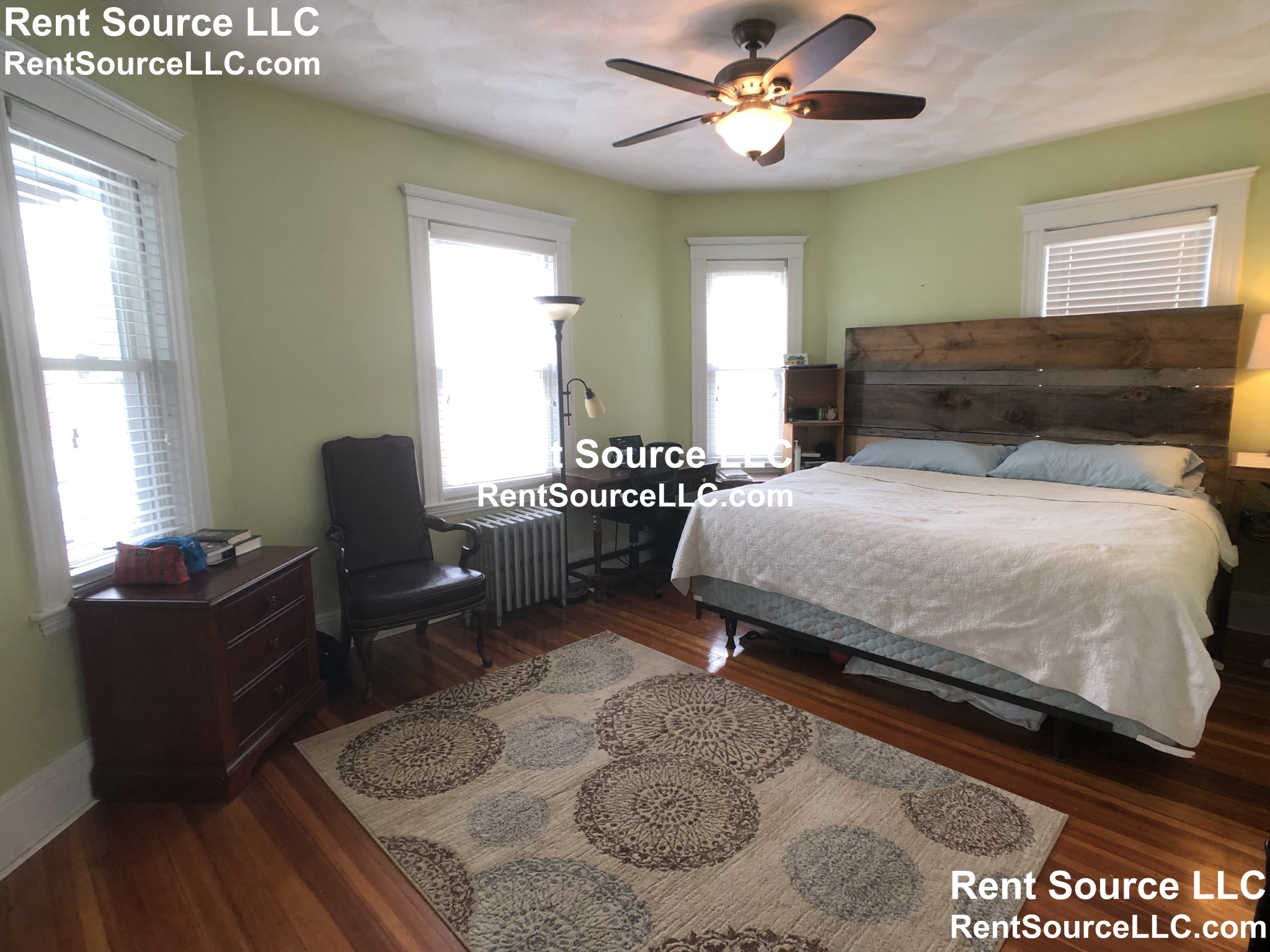 55 Fremont St, Magoun Square