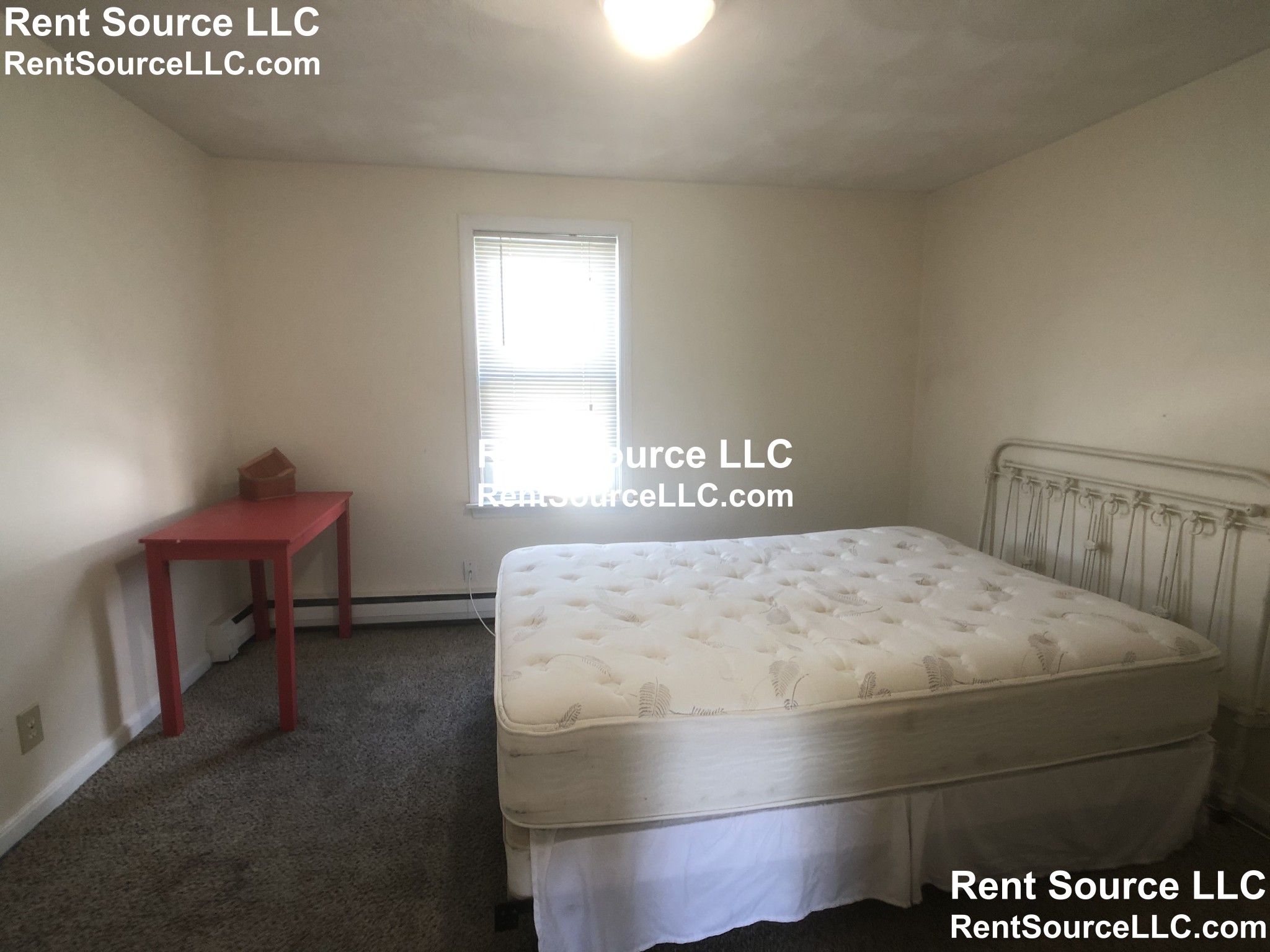 4 bed, 1 bath apartment for rent at 3 Hillside Ave Unit 2, Somerville — photo 5 of 18