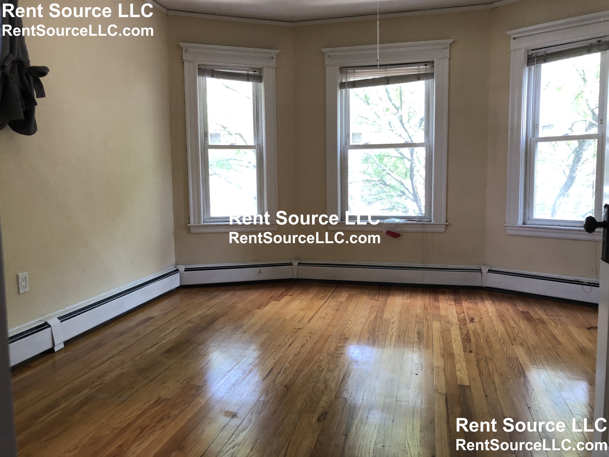 3 bed, 1 bath apartment for rent at 18 Cherry St Unit 3R CO-BROKE, Somerville — photo 10 of 14