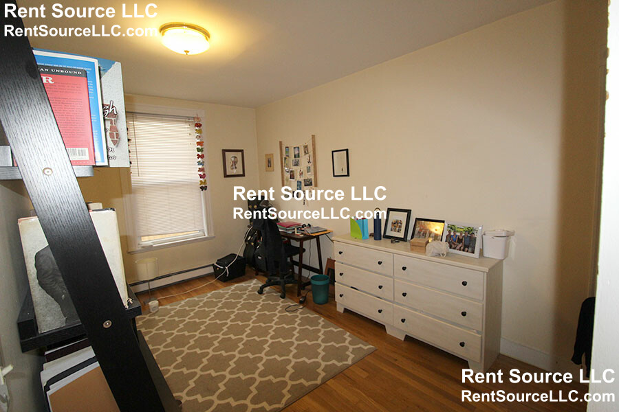 2 bed, 1 bath apartment for rent at 170 Putnam Ave Unit 170, Cambridgeport — photo 10 of 12