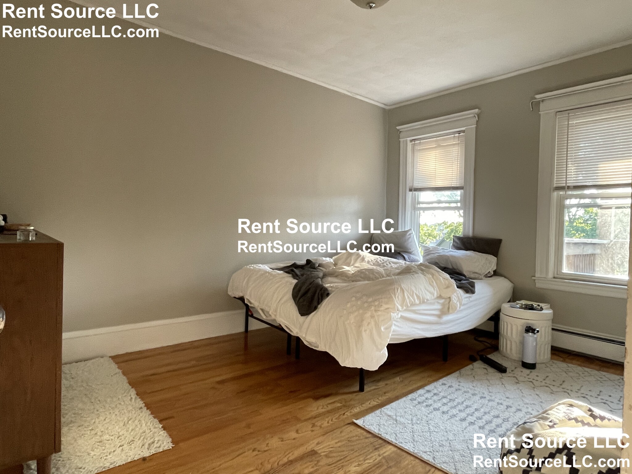 3 bed, 1 bath apartment for rent at 18 Cherry St Unit 3R CO-BROKE, Somerville — photo 4 of 14