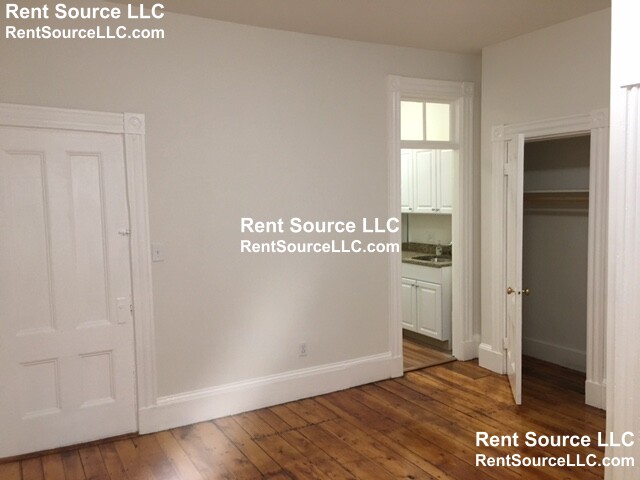 1 bed, 1 bath apartment for rent at 94 Pearl Unit 1, Cambridge — photo 2 of 11