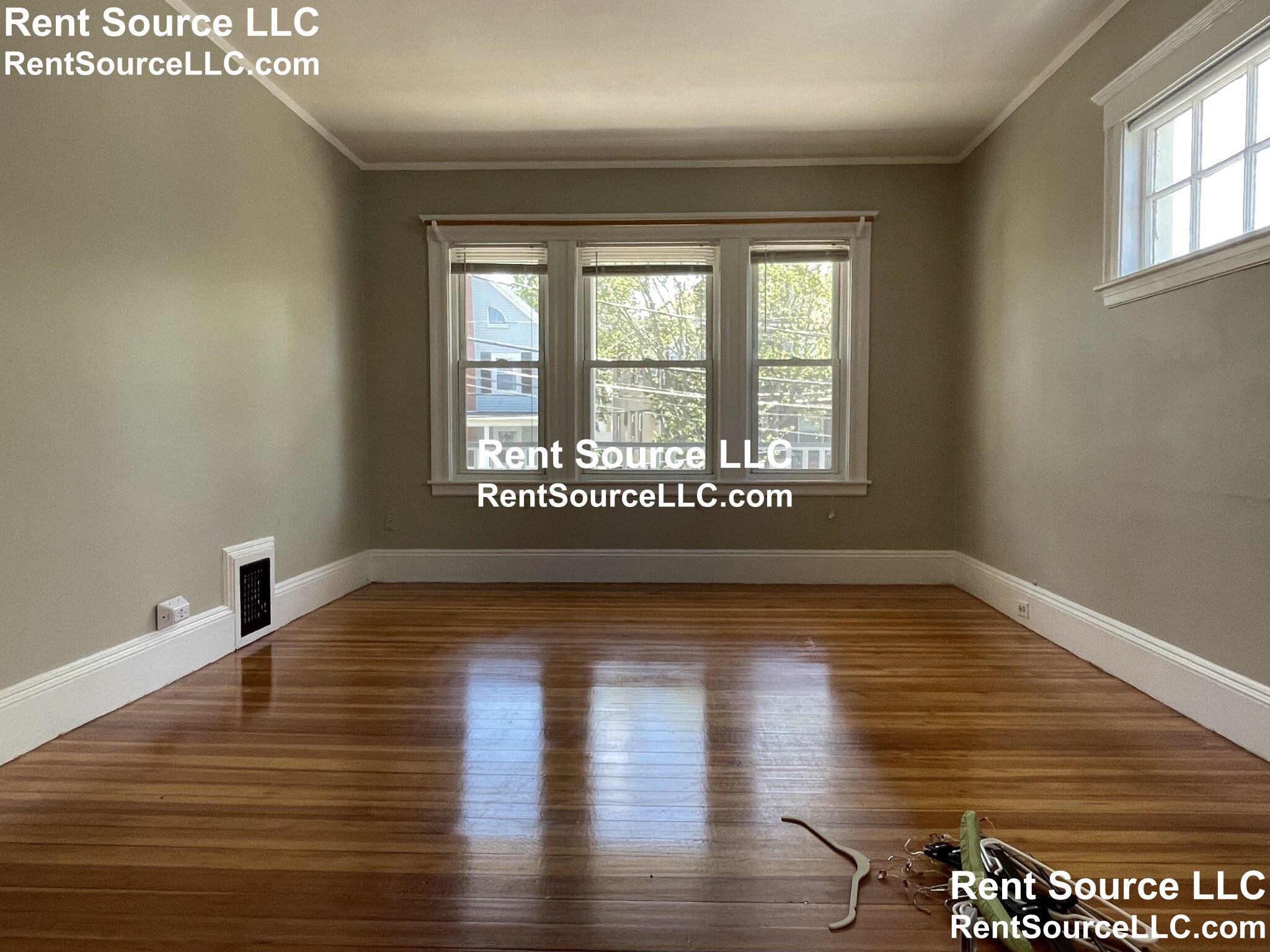 3 bed, 1 bath apartment for rent at 194 North St Unit 2, West Somerville — photo 7 of 14