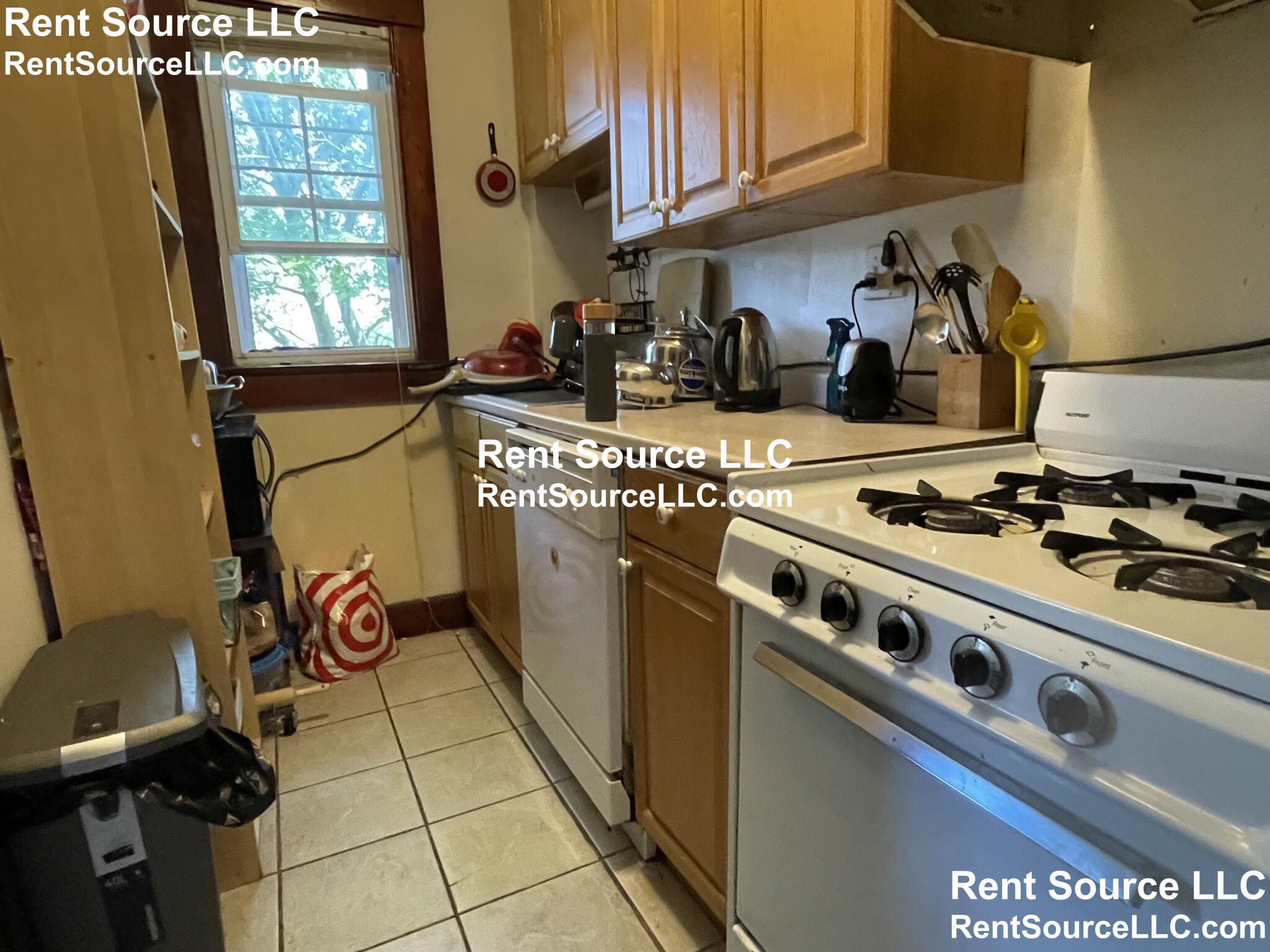 2 bed, 1 bath apartment for rent at 156 Magazine St Unit 35, Cambridge — photo 3 of 9