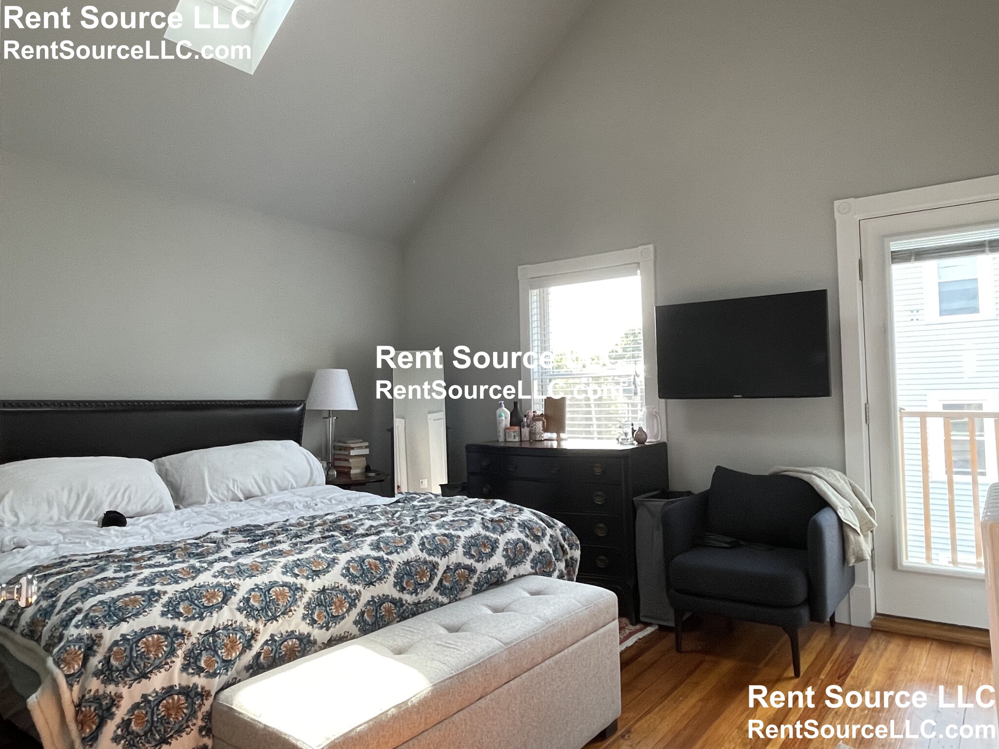 3 bed, 2.5 bath apartment for rent at 56 Fremont St Unit 2, Somerville — photo 12 of 29