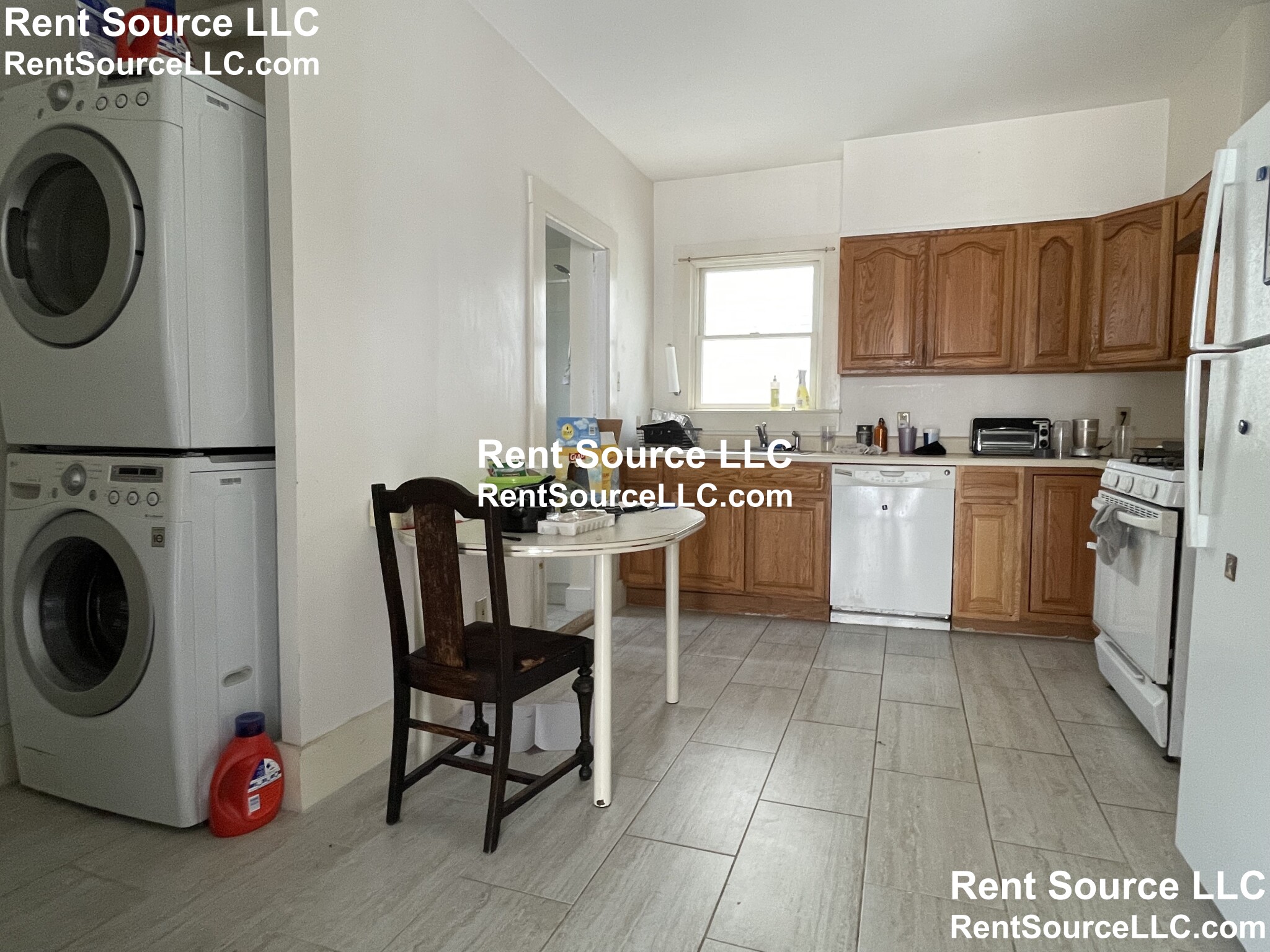 3 bed, 1 bath apartment for rent at 14 Calvin St Unit 2, Somerville — photo 5 of 18
